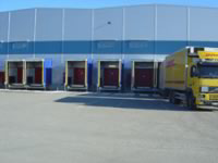 When DHL needed to secure its busy warehouse operations in Orebro, Sweden, it turned to Bewator Security to create an integrated system that combined intrusion detection, access control, fire alarms, video, lighting and personal attack alarms.