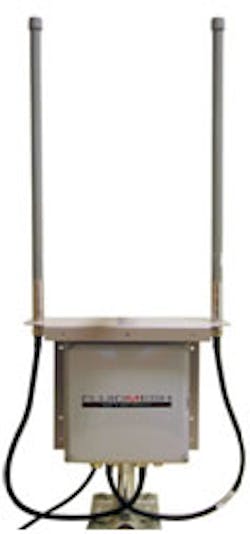 Fluidmesh's 2200 series system uses the 4.9 GHz public-safety and homeland security communications band. Fluidmesh's 2200 series system uses the 4.9 GHz public-safety and homeland security communications band.