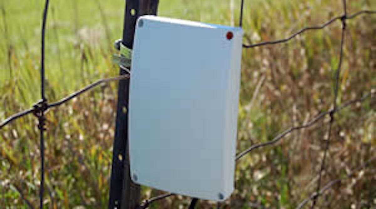 STR&apos;s Radiy-2 Series Detectors can detect intrusions in a zone from 30 to 650 feet.