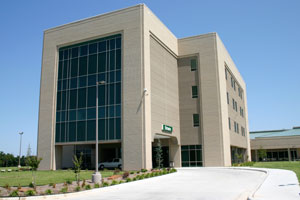 Muskogee Community Hospital in Oklahoma demonstrated its environmental credentials in its data center by finding a way to double up key technology elements to lower costs, cut energy consumption and at the same time, increase efficiency, with the help of a CloudBank storage array from Pivot3.