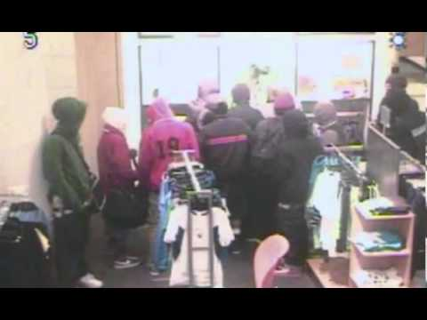 Video: Flash rob (flash mob) at mall's Nordstrom store | Security Info ...