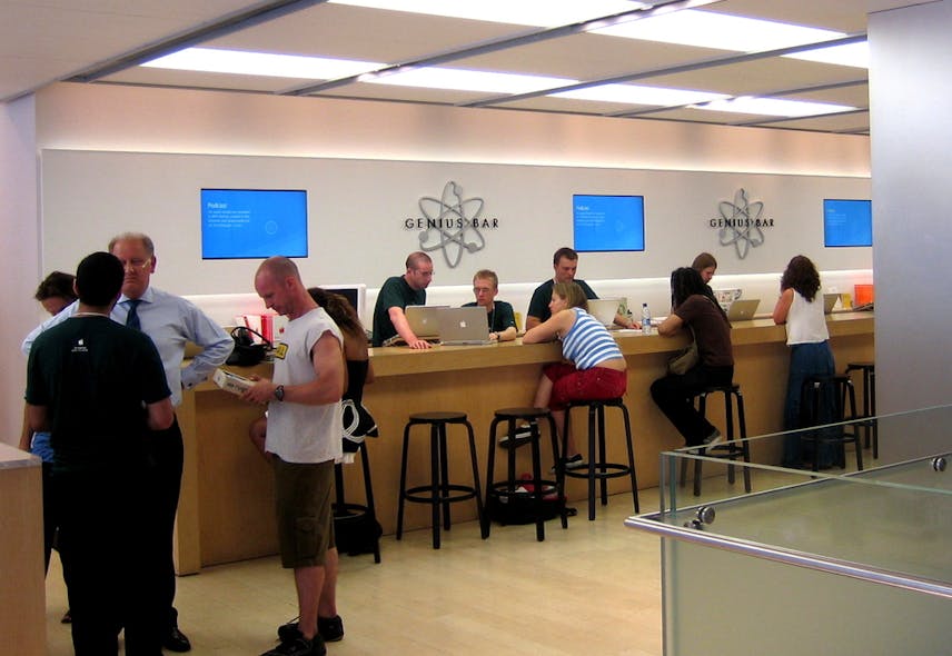Apple store employees (referred to as Geniuses, because of the store&apos;s Genius bar/computer repair desk) open up about their own corruption, managers&apos; follies, store theft and more in a recent Gizmodo article.