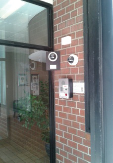 FST21's SafeRise system combines a number of different security technologies to create a comprehensive access solution.