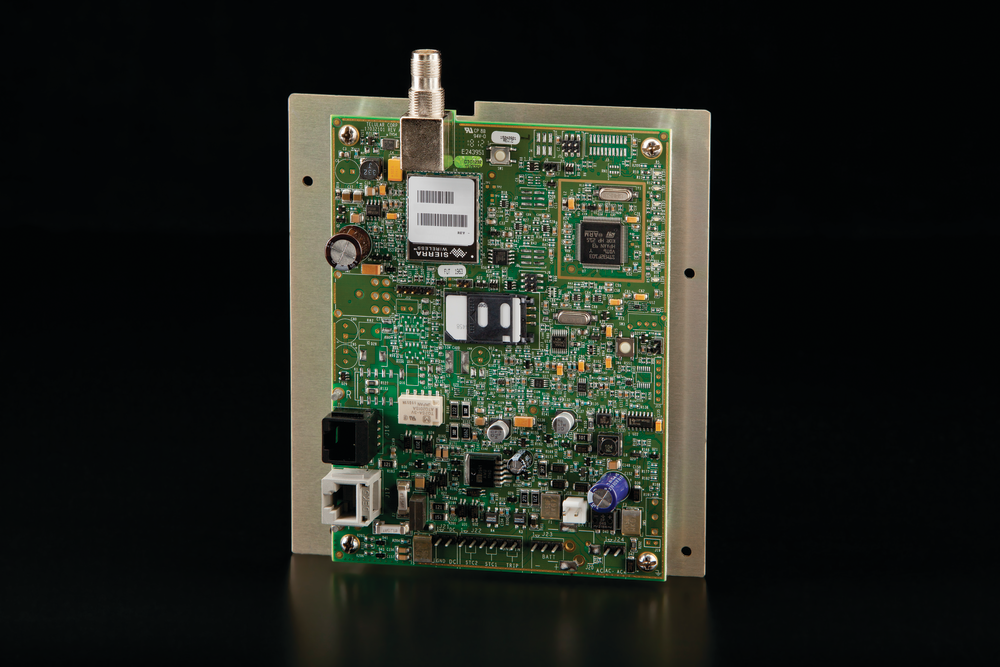 In a matter of minutes, an installer simply replaces the 2G circuit board with a new one for 3G/4G networks without disturbing the site&rsquo;s UL certifications.