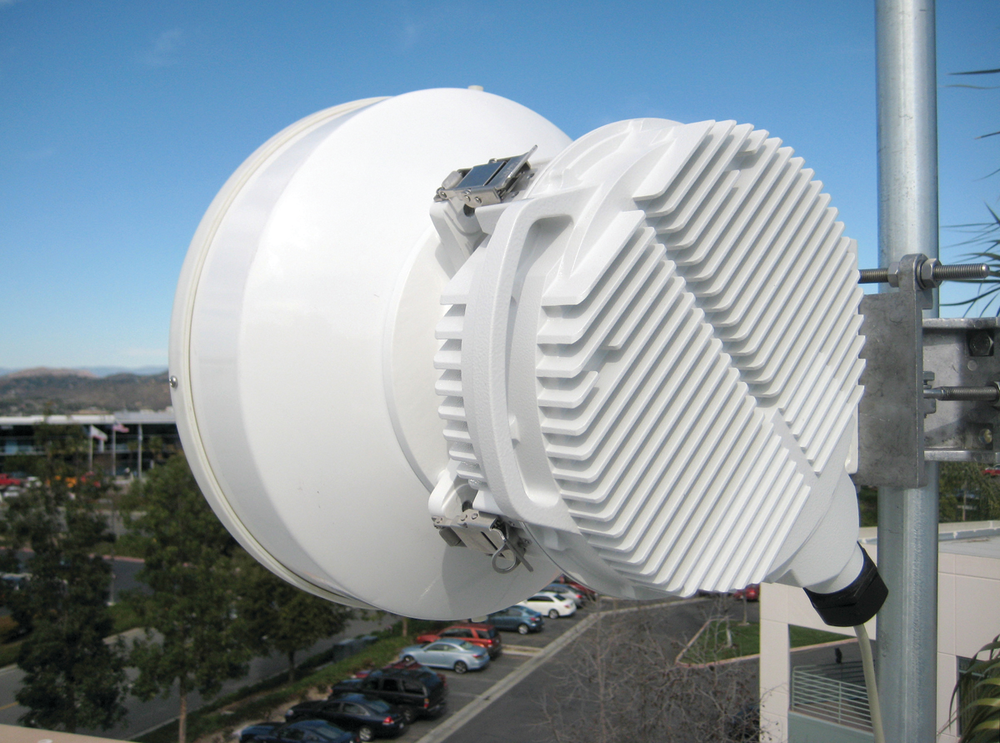 The StrataLink 24 is an ultra-high capacity, carrier-class, microwave point-to-point system offering outstanding performance and a robust feature set.