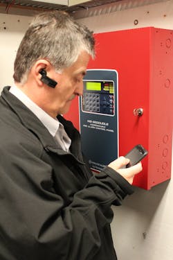 Growing numbers of field technicians are utilizing mobile devices Growing numbers of field technicians are utilizing mobile devices