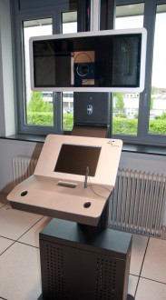 The Zetes biometric visa station features Lumidigm's fingerprint sensors.