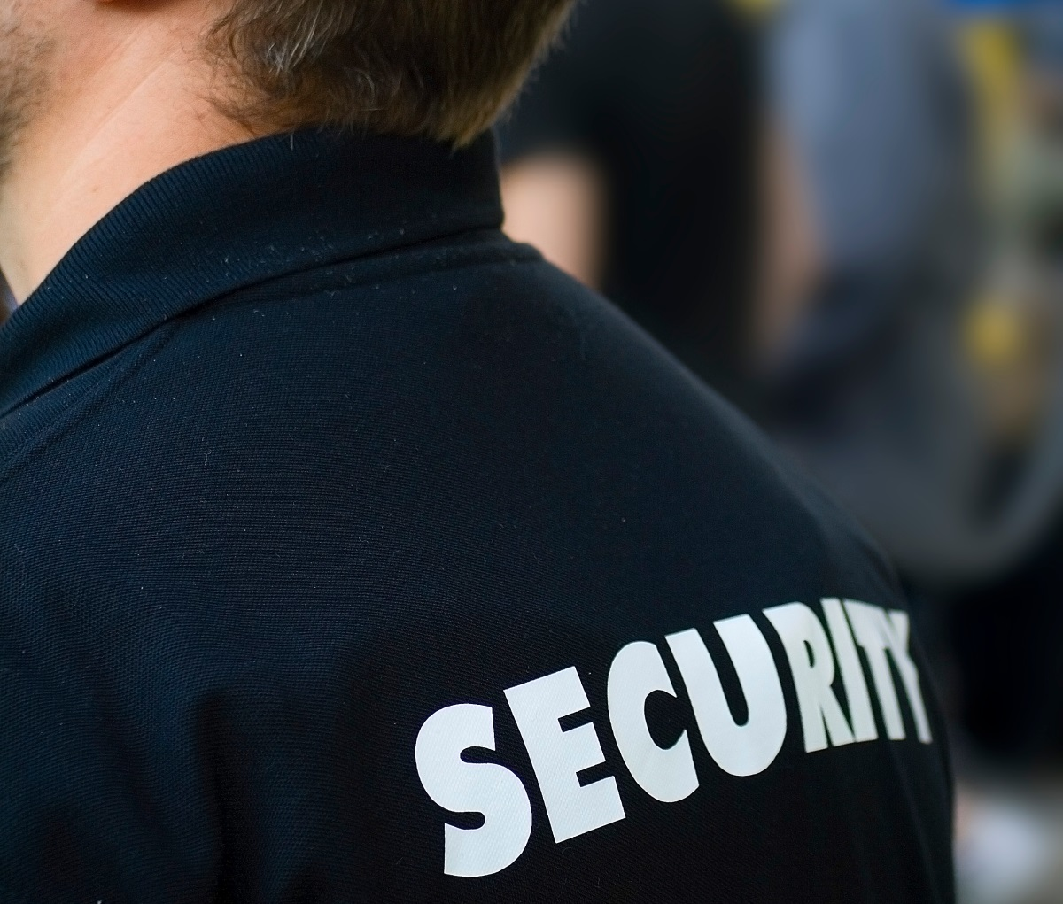 Capping what supporters have called the biggest labor organizing victory in Pittsburgh in a decade, a group of security companies agreed to the first-ever contract for hundreds of security guards who patrol dozens of large commercial buildings in Pittsburgh.