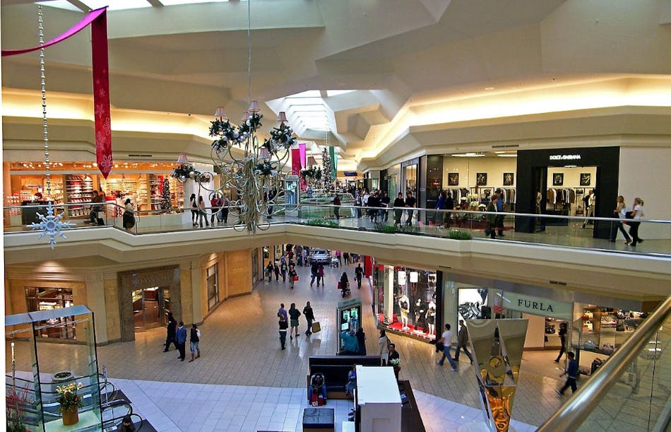 According to the 2016 Retail Holiday Season Global Forecast, which examined 13 different markets in North America, Europe and Asia, retailers are expected to experience both their heaviest sales volumes and their weakest performances as it relates to margin rate during Q4, due primarily to increased shrink and theft from both internal and external sources.