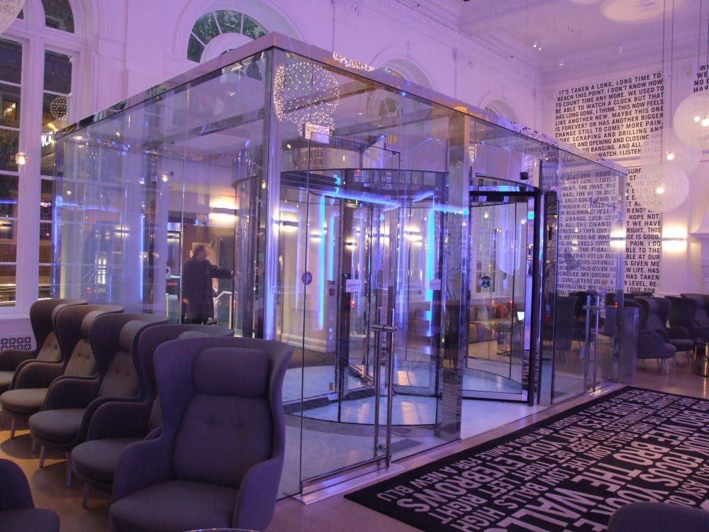 The Warwick Hotel Rittenhouse Square in Philadelphia, Pa. recently installed a Tournex revolving door from Boon Edam.