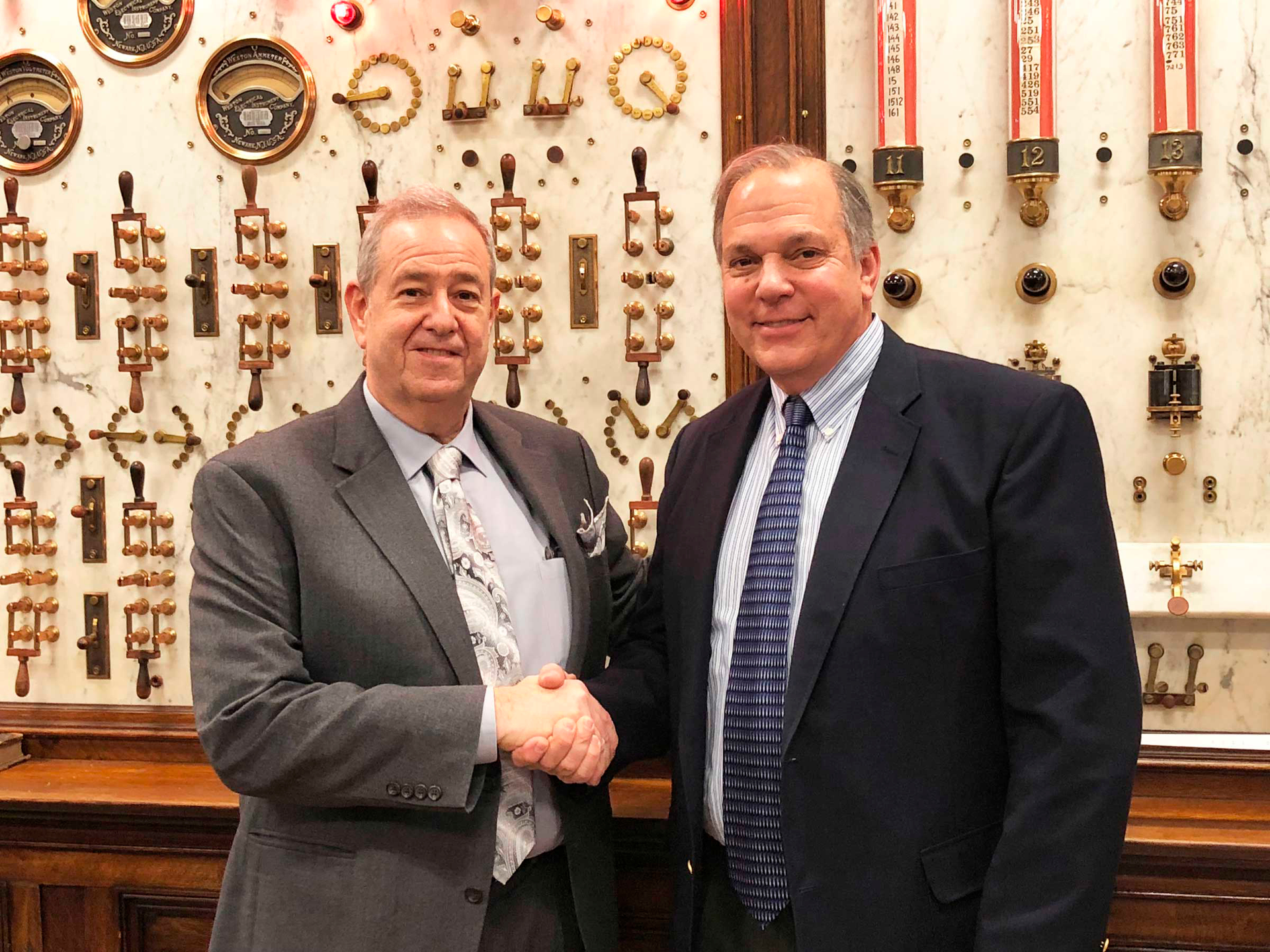 (left) Ralph W. Sevinor, president of Wayne Alarm Systems, and Donald Martini, president of Lexington Alarm Systems. (Photo: Business Wire).