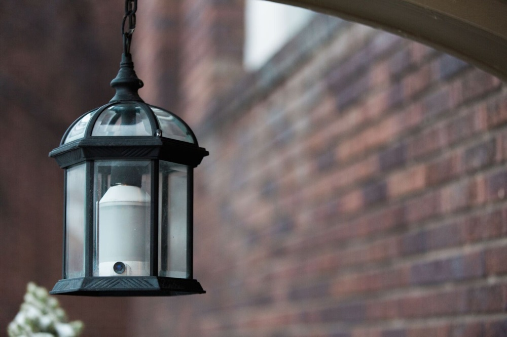 LightCam is a new smart lightbulb camera that features 1080p HD resolution, as well as a built-in speaker and microphone to enable two-way communication.