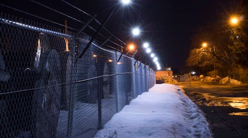 Senstar&apos;s LM100 hybrid perimeter intrusion detection and intelligent lighting system has received the Fixture Seal of Approval (FSA) from the International Dark Skies Association (IDA).