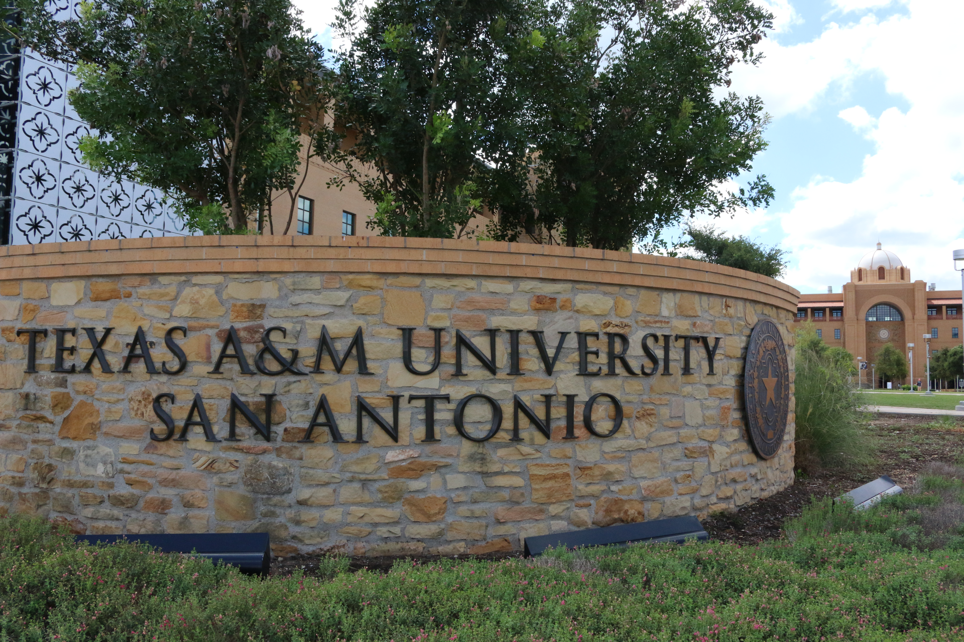 Texas A&M University–San Antonio Deploys First Indoor Positioning ...