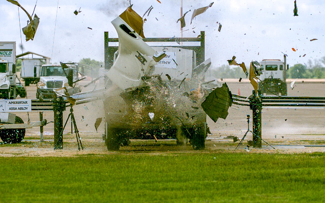 Stalwart Optima is an anti-ram fiber rope system that redefines and sets the standard in vehicle crash protection for the 21st century.