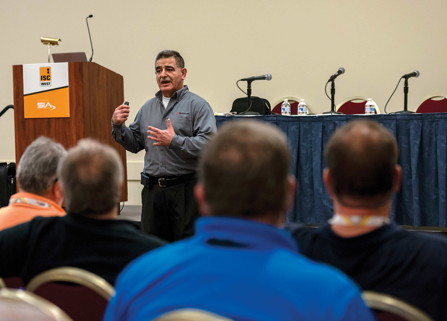 Dsc 9957b 5c88167f4dc0d