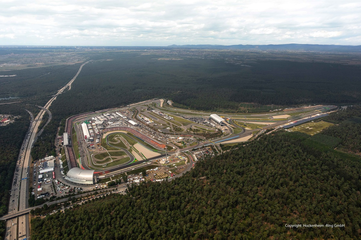 The Hockenheimring welcomes more than 700,000 visitors a year. Therefore, protecting people and property at the events is of high priority. To achieve this, a solution planned and implemented by Bosch helps to prevent and investigate criminal offences.