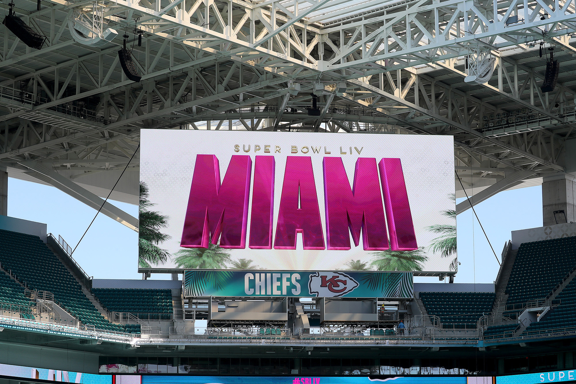 Security was top of mind at Mami's Hard Rock Stadium this weekend for Super Bowl 54.