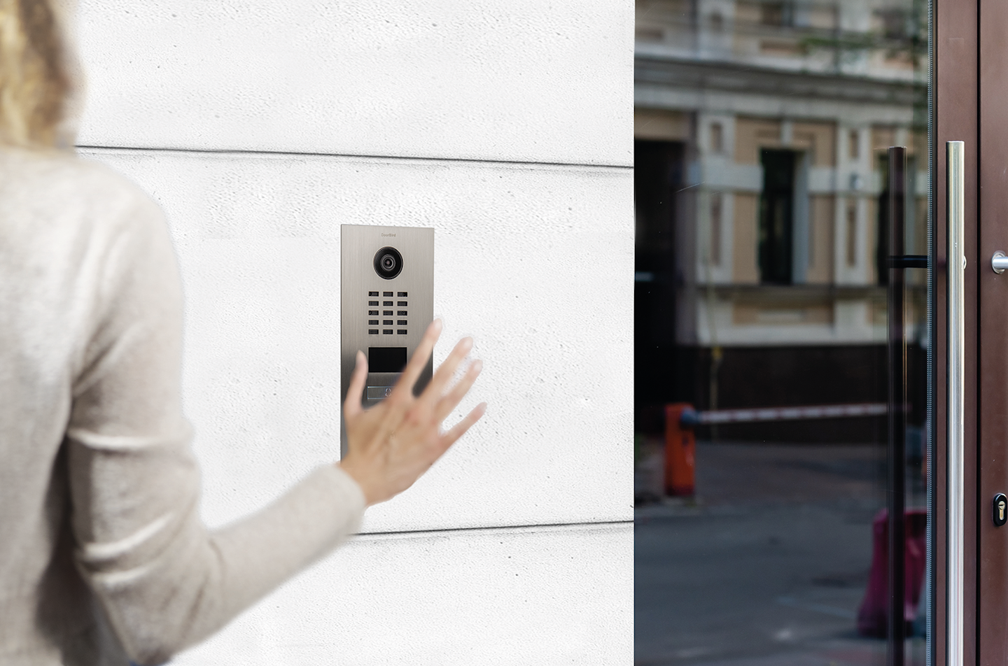 Doorbird has eliminated the pushbutton from this model of its video intercoms.