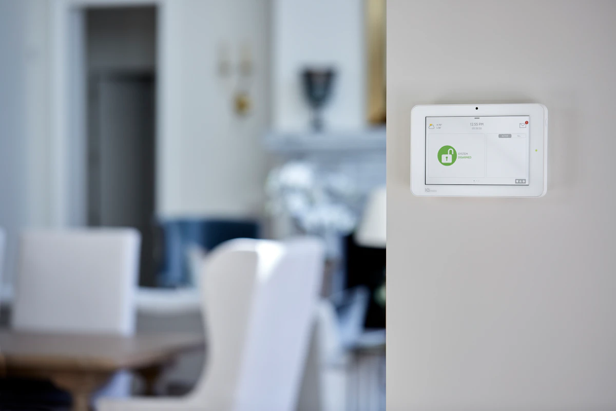 Iq2 Security Panel Qolsys' IQ Panel 2 Plus From: Qolsys | Security Info Watch