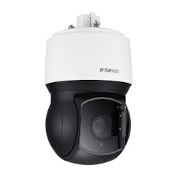Designed for perimeter protection and large, open area applications such as airports, parking lots, industrial estates, stadiums and city centers, the new 2MP, 6MP and 4K Wisenet X PTZ PLUS cameras are able to capture forensic-level image quality at a distance of up to 650 feet (200 meters).