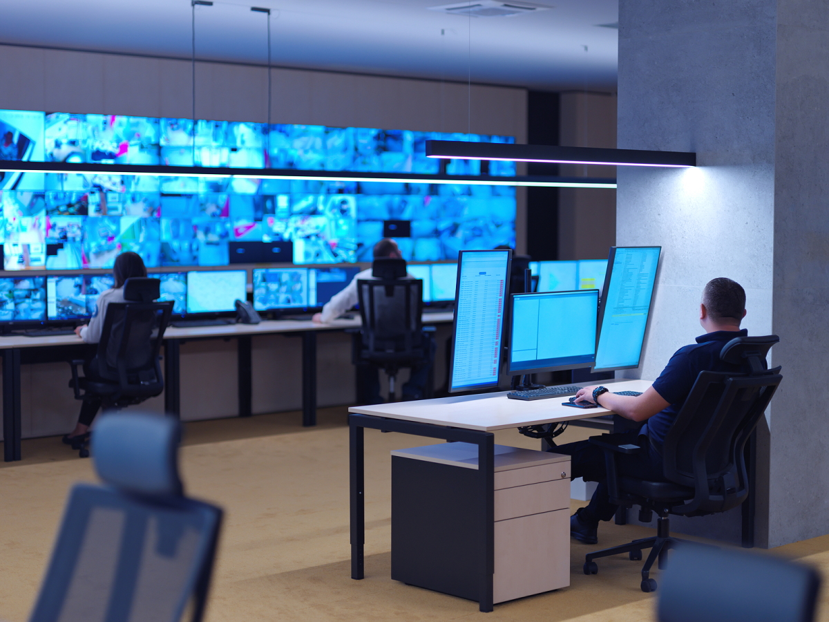 HiveWatch's 'Security Fusion Platform' integrates data from siloed security systems into a holistic view that enables users to quickly filter threat information relevant to the organization.