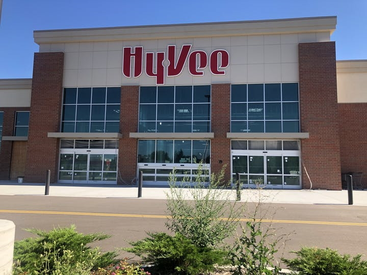 Hy Vee Creates In House Armed Security Force For Stores Security Info Watch