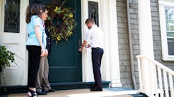 5440 Ent Portable Bluetooth Lock Box On Front Door, Showing 5440 Ent Portable Bluetooth Lock Box On Front Door, Showing