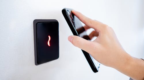 Bluetooth-enabled access control reader