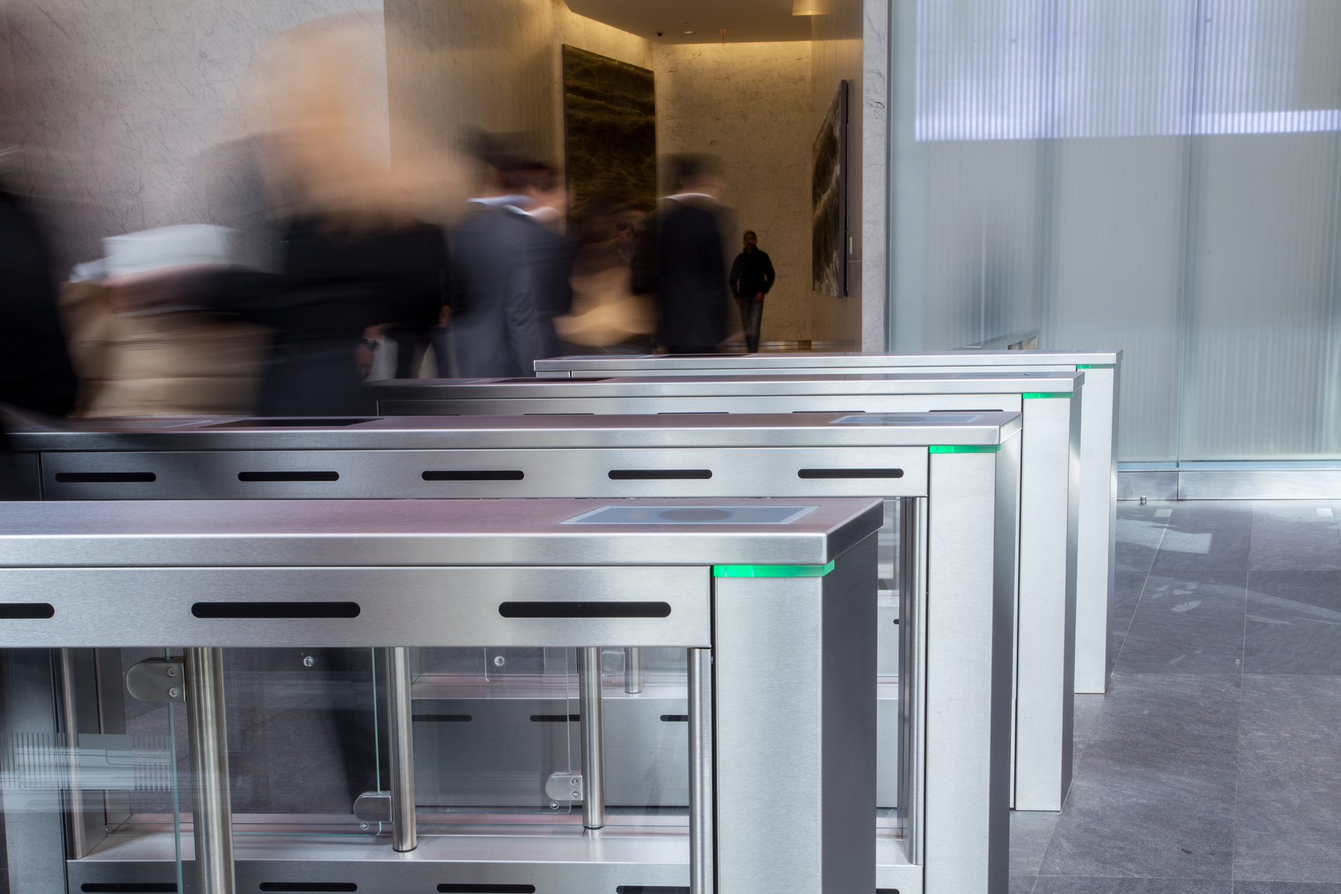 If a weapon detection system detects a gun, Fastlane with SmarterLobby can lock the lane even if the person is authorized.