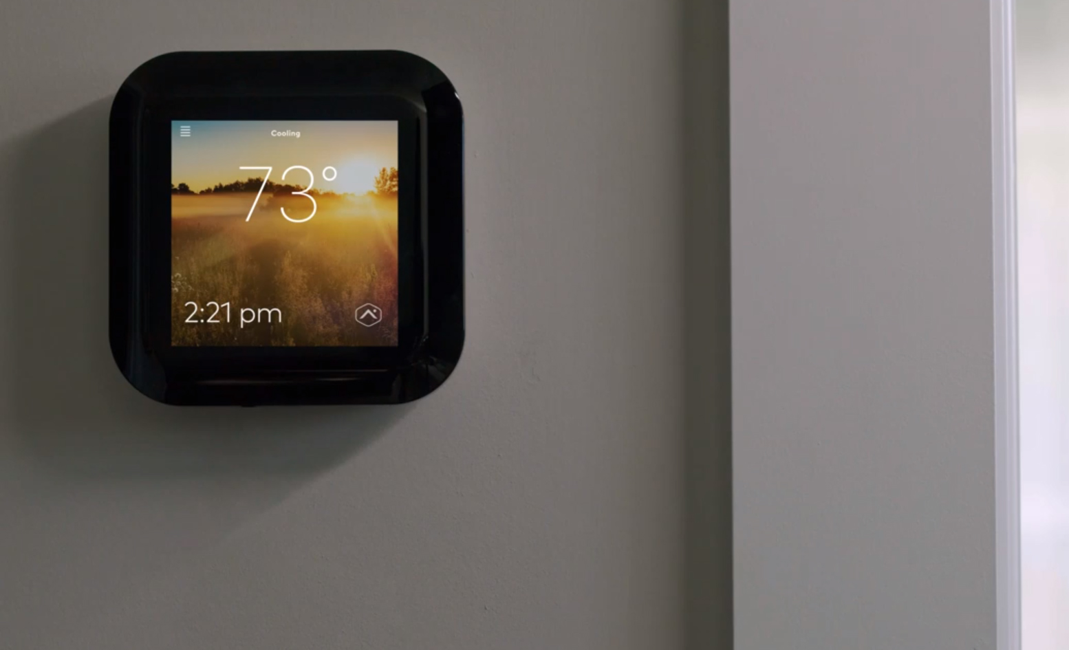 Smart Thermostat HD Security Info Watch