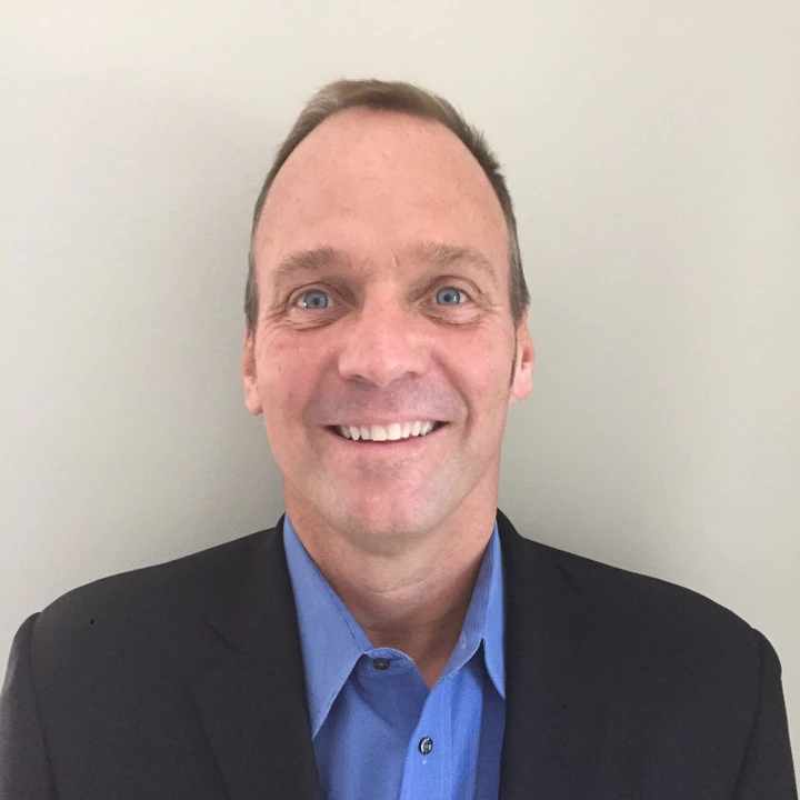 Tom Mc Neil Em24 6387ce7360033