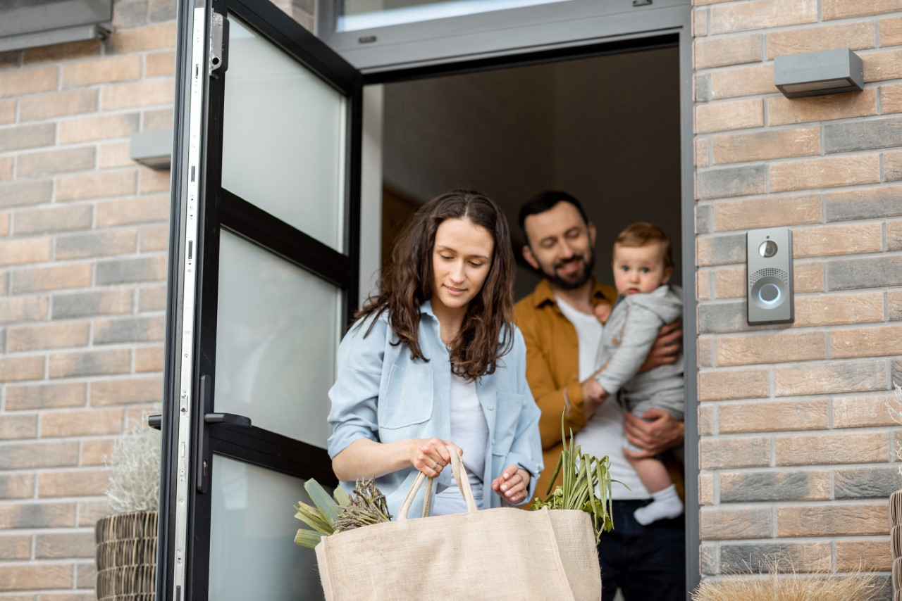 Thumbnail Ip One Family Entrance 63d40698a2392