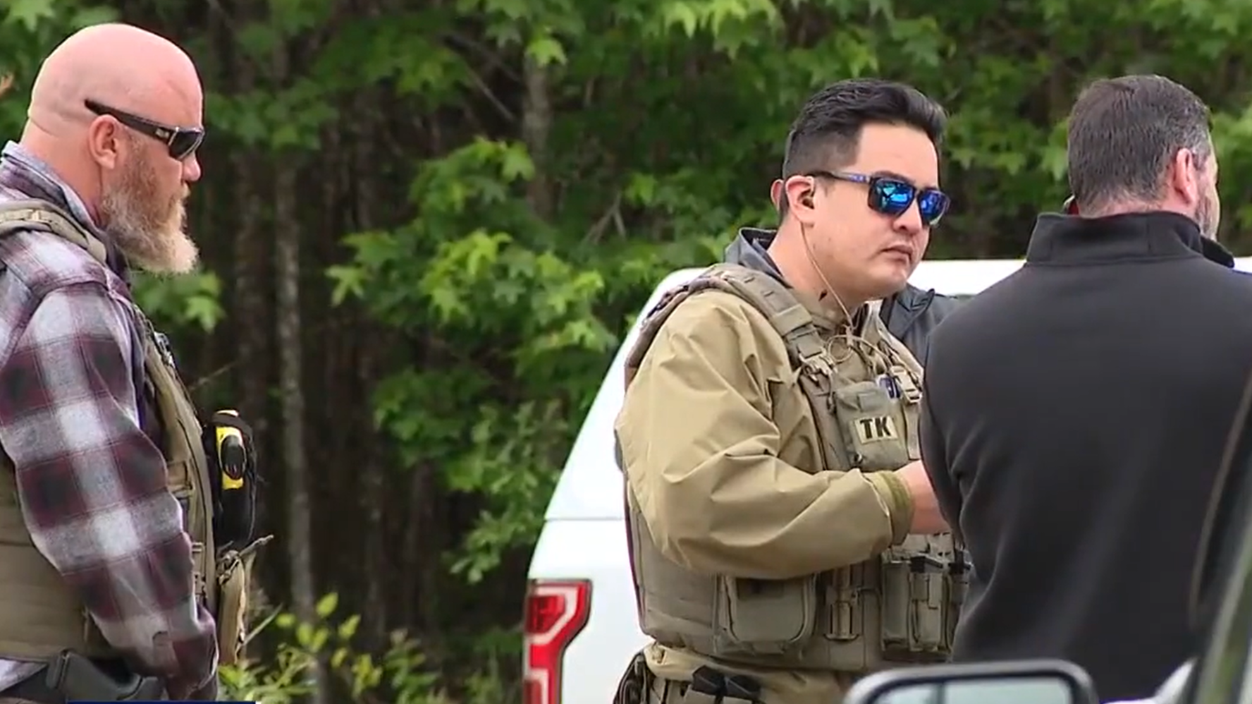 Authorities continue a manhunt for the suspect who shot and killed 5 people in a home last Friday in Texas.