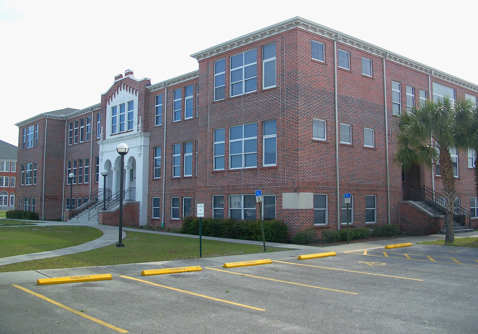 Police officers pulled over a graduate from Okeechobee High School due to a headlight out and found handwritten pages detailing plans to kill everyone at his high school.