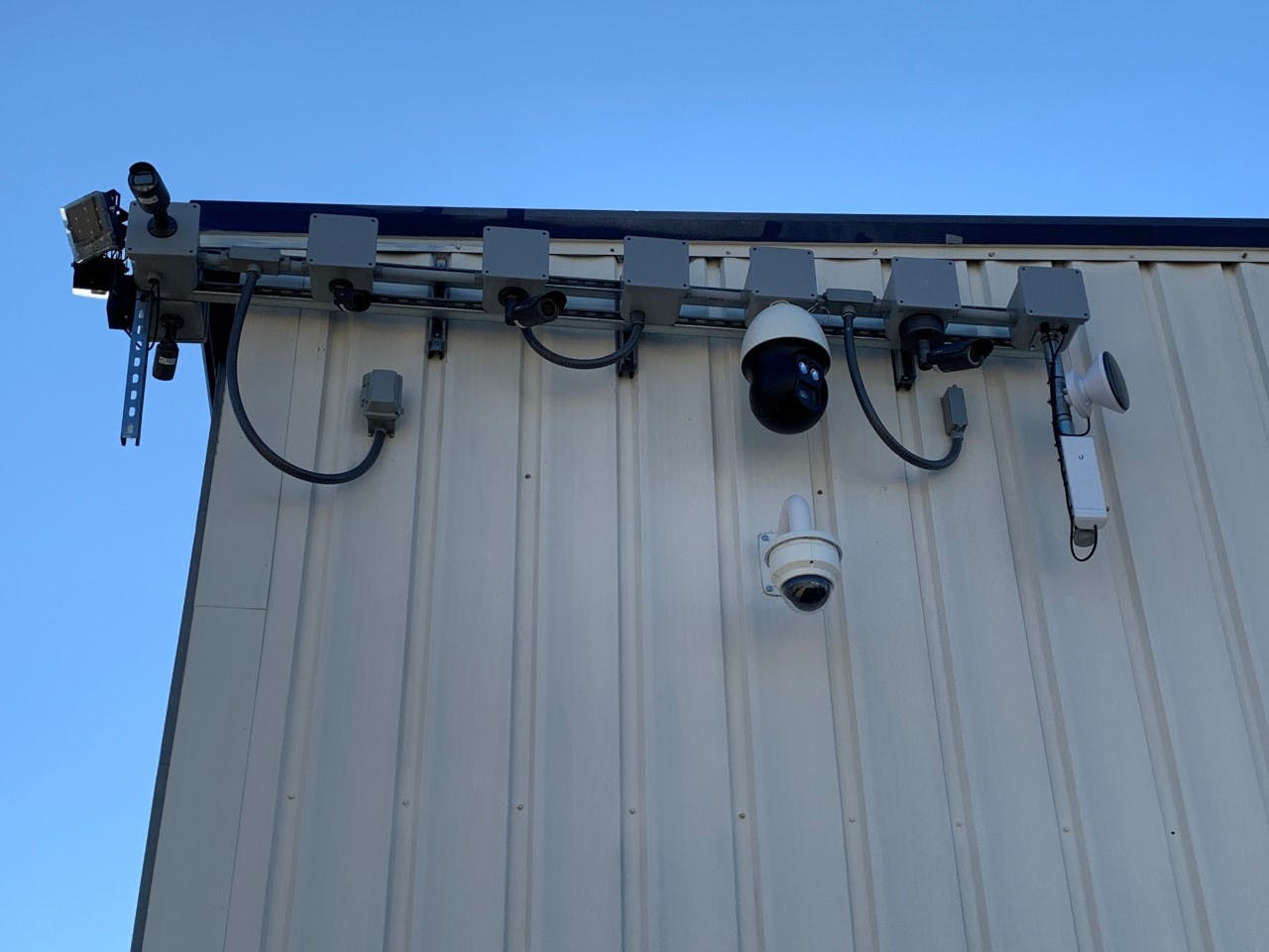 amarok_fortifeye_cameras