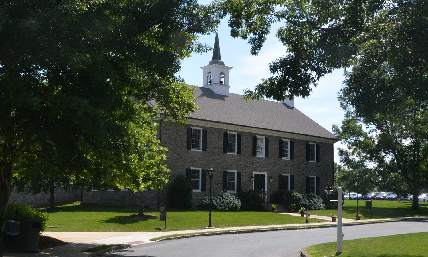 6570a1d67c3bfb001ee12c8b Admin Building 5516