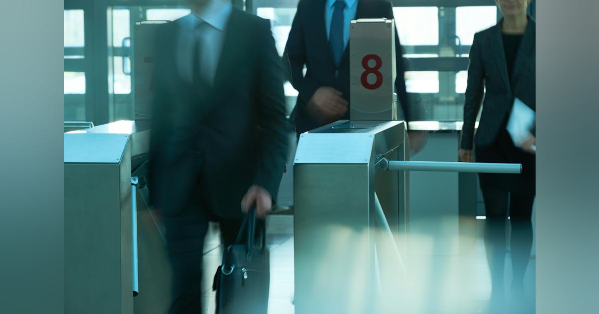 How to Mitigate Physical Security Risks in a Corporate Environment How to Mitigate Physical Security Risks in a Corporate Environment
