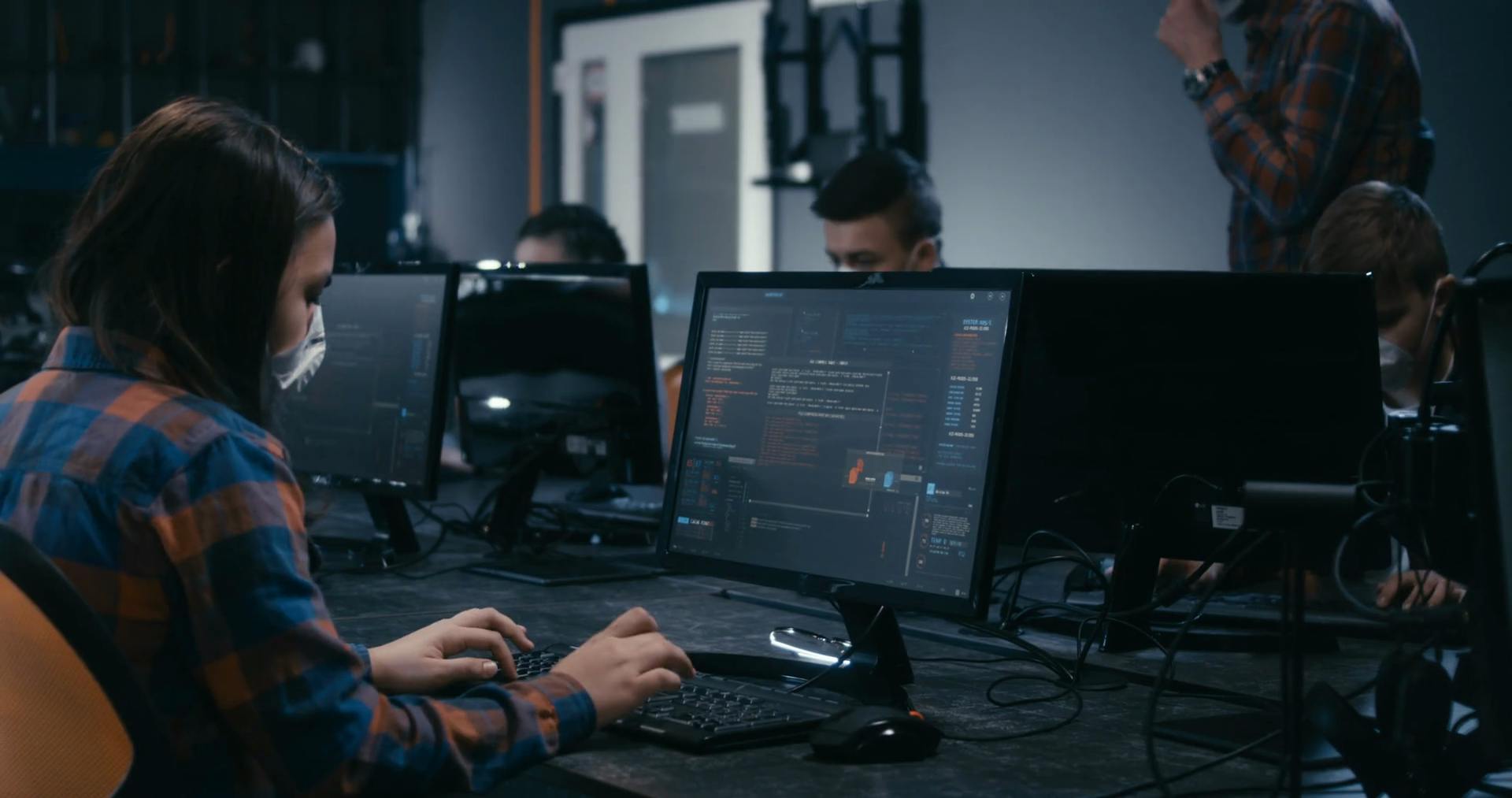 6646331e21bbfc41a1c11b3b Videoblocksmediumshotofagirlinfacemasklearningprog