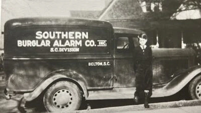 pye_barker_southern_burglar