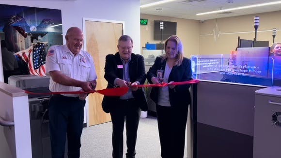 6704533e0f9a252b15f18ed4 Thumbnail Arapahoe County 911 Img 7962 Original 00