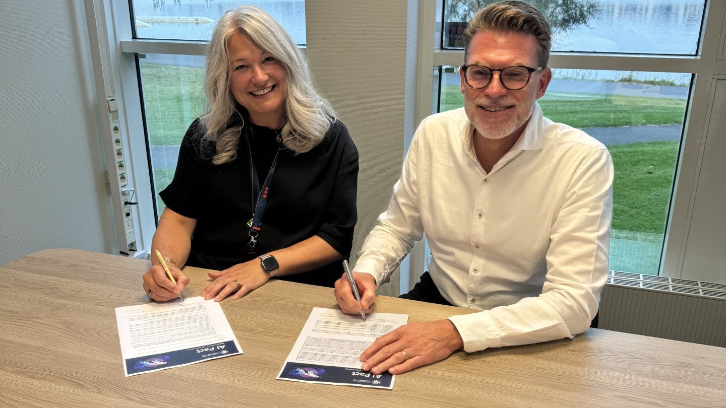 thumbnail_ai_pact_signing_hillevi_agranius_martin_