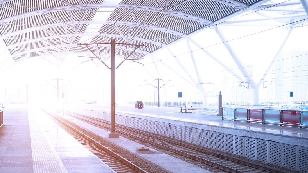 672cf2ef8f8b04cb0fb7d108 Trainstation 1137161