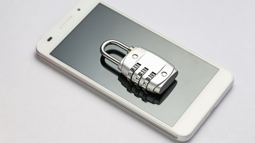 67361c930a5aee1b50174f90 Passwordlockphonescreen 1387183