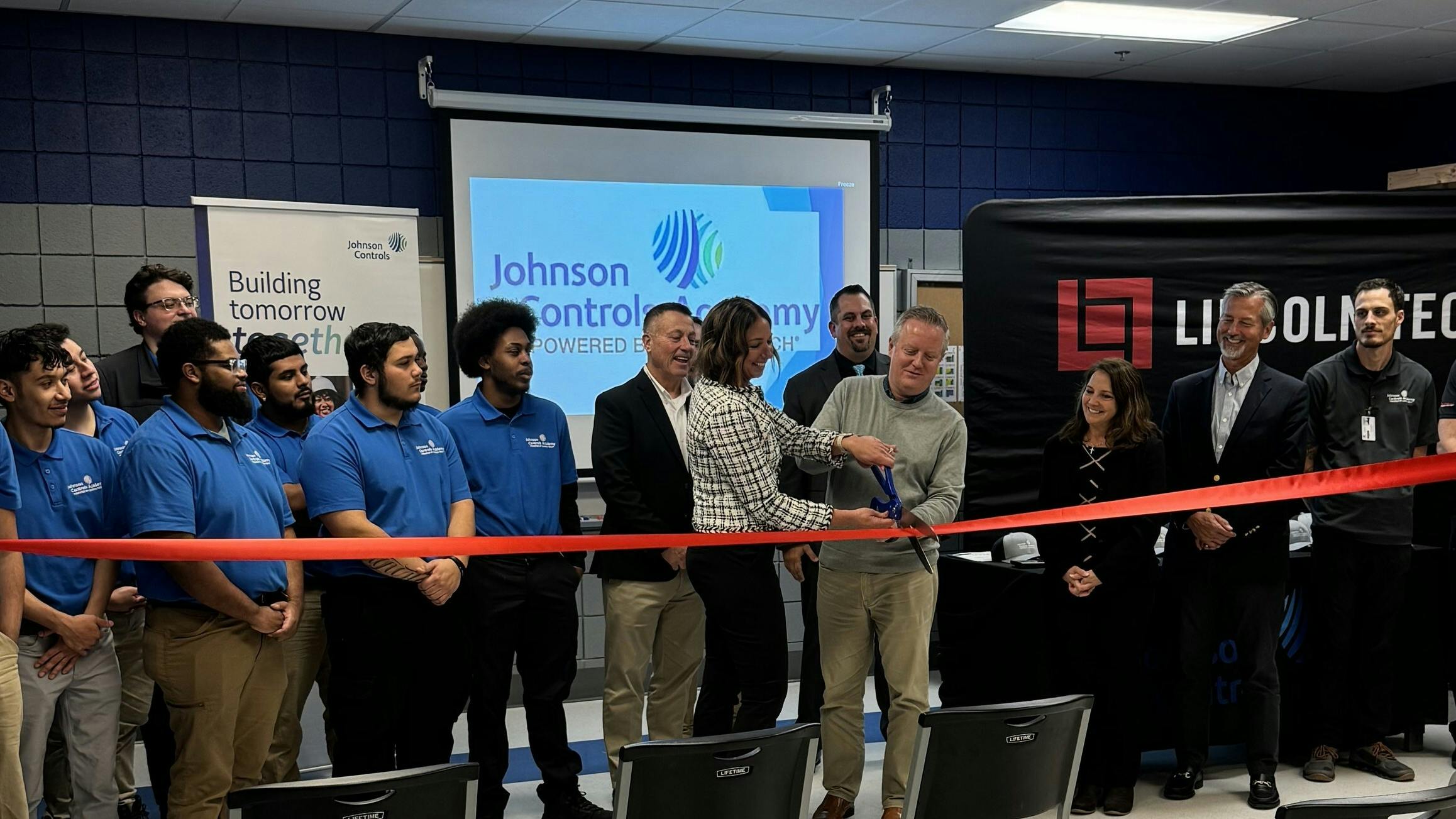 johnson_controls_tech_shortage