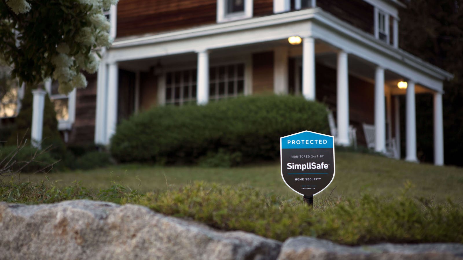 67a266b7bb0638e648661722 Simplisafesign