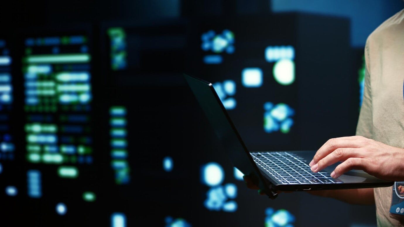 67a273e75c3699468d062ffe Developerdoingserversystemupkeep 48225780374