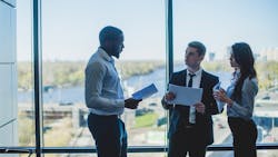 67a3aa35e43eb6eaadf50174 Talkingbusinesspeoplefrontwindow 232147626316 67a3aa35e43eb6eaadf50174 Talkingbusinesspeoplefrontwindow 232147626316