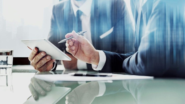 67c8a210415c725af83eebfa Corporatebusinessmenworkingtabletoffice 5387697637