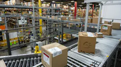 wesco_alsip_pickmodconveyor_to_trucks